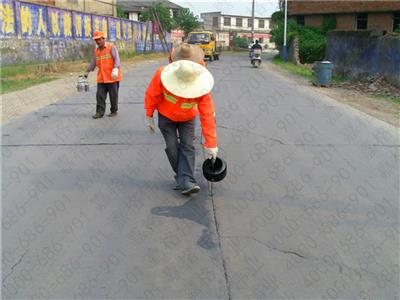 公路養(yǎng)護中裂縫修補的灌縫瀝青用多少號比較好？